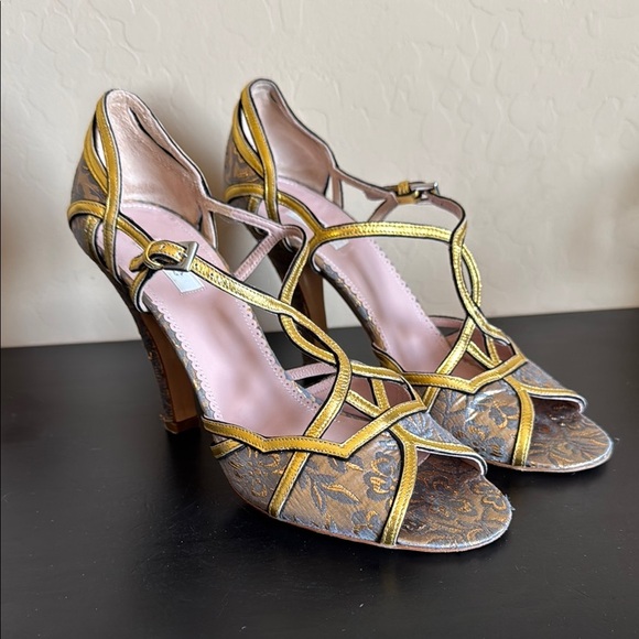 Prada Shoes - Vintage Prada 4 inch heels. Size 38 1/2. Matelasse + Silk Oro Antico. RARE!!!!